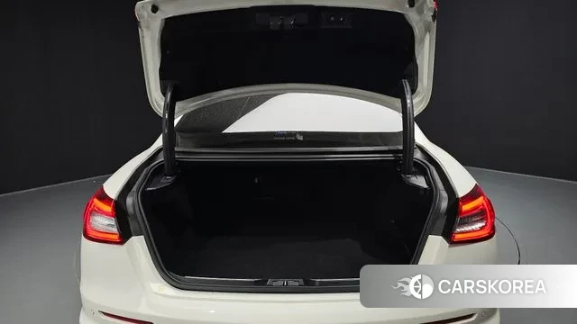 Maserati Quattroporte id 3350968 из Кореи 11