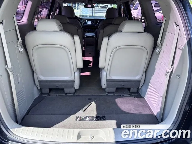 Kia The New Carnival id 2951461 из Кореи 11