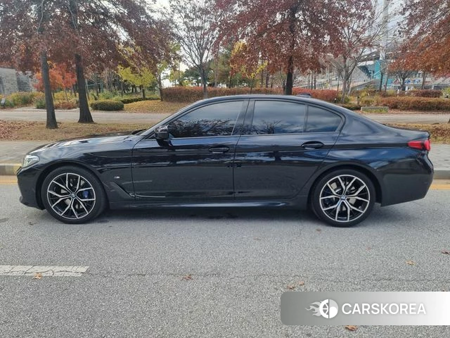 BMW 5 Series (G30) id 4360901 из Кореи 11