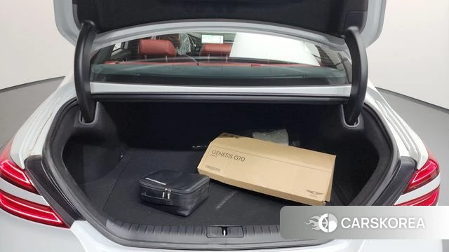 Genesis The New G70 id 3921714 из Кореи 11