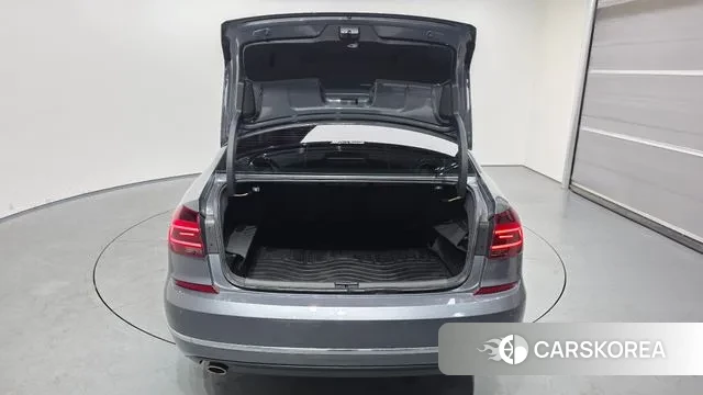 Volkswagen The New Passat id 3713957 из Кореи 11