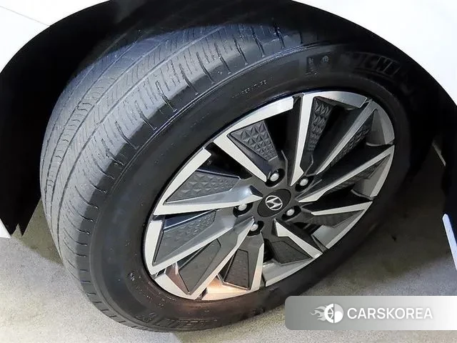 Hyundai The New Ionic Electric id 3385161 из Кореи 11