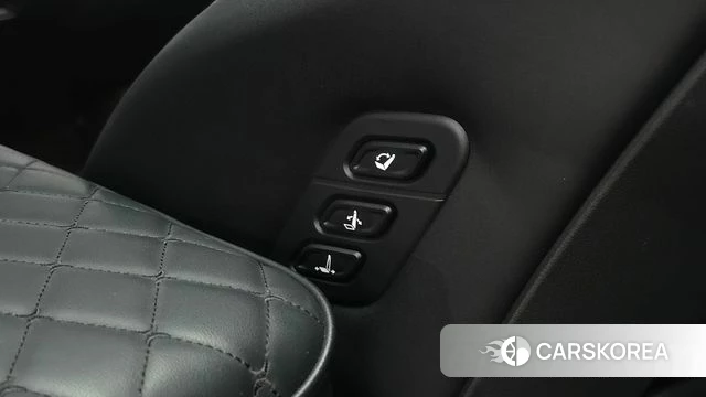 Hyundai Grandeur Hybrid (GN7) id 4432949 из Кореи 11