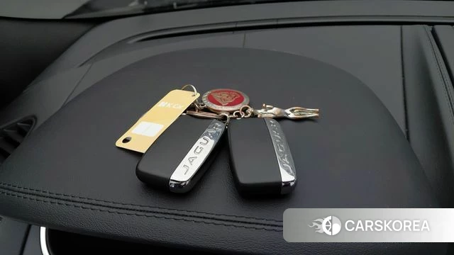 Jaguar F-TYPE id 3818987 из Кореи 11