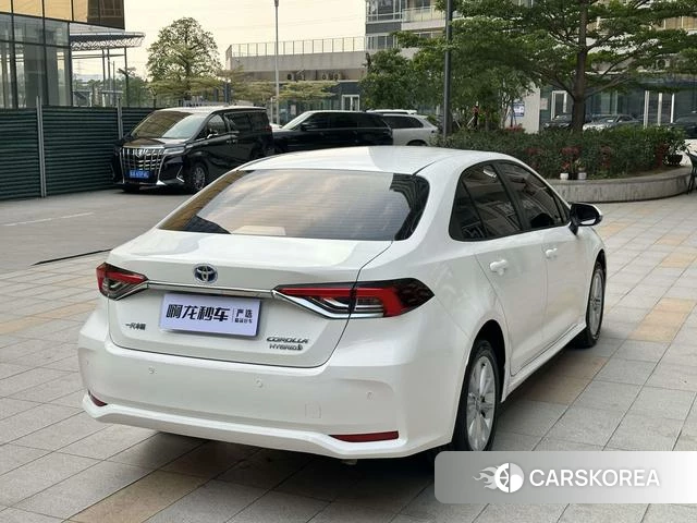 Toyota Corolla id 4219997 из Китая 11