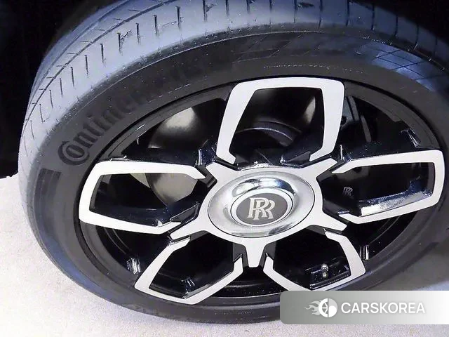 Rolls-Royce Cullinan id 3055459 из Кореи 11