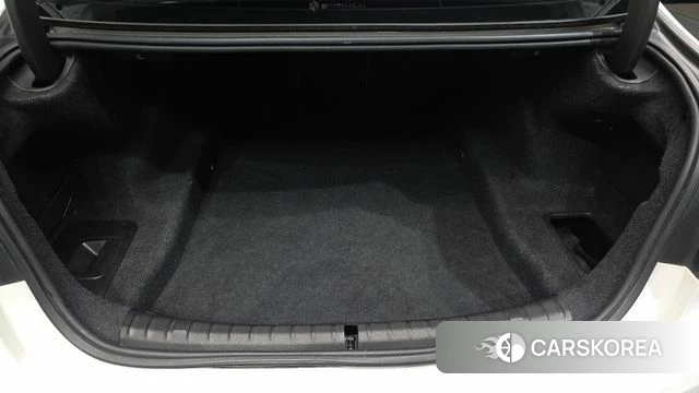 BMW 5 Series (G30) id 4765298 из Кореи 11