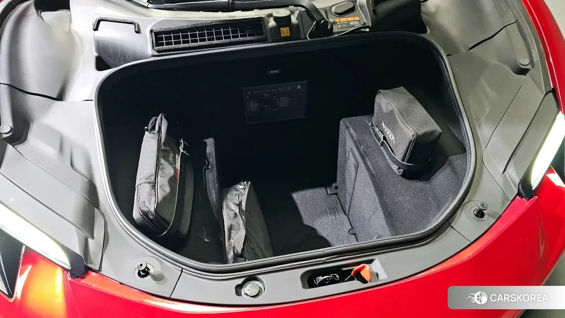 Ferrari 296 GTB id 1054101 из Кореи 11