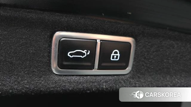 Hyundai Grandeur (GN7) id 3940298 из Кореи 11