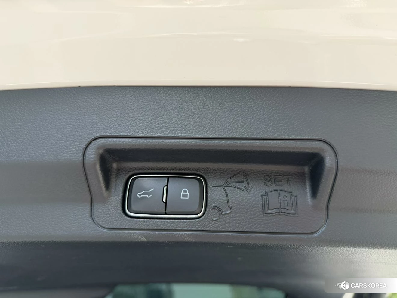 Ford Explorer id 4405885 из Китая 11