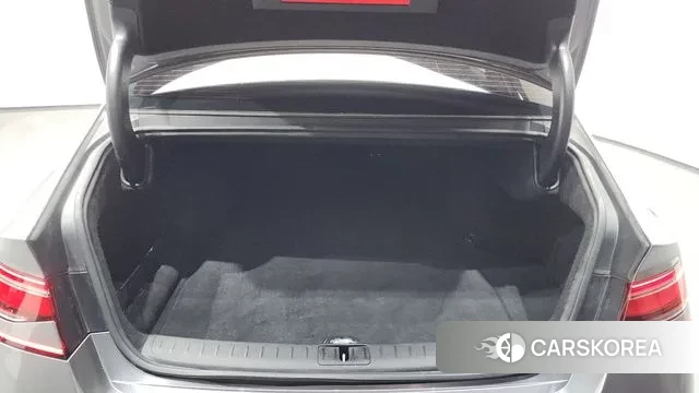 Genesis G90 (RS4) id 3690373 из Кореи 11