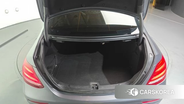 Mercedes-Benz E-Class W213 id 4785456 из Кореи 11