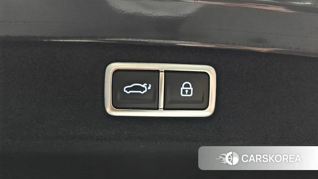 Hyundai Grandeur (GN7) id 3952991 из Кореи 11