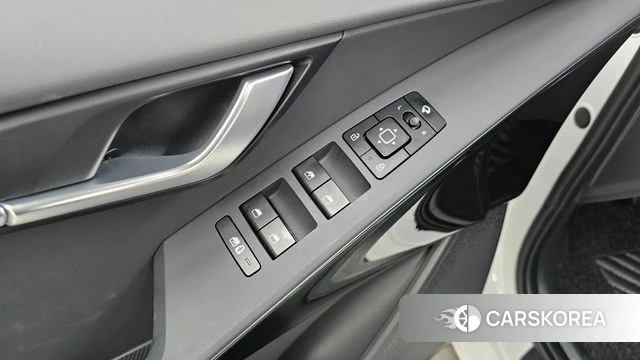 Kia Di Ol Nu Niro id 4441829 из Кореи 11