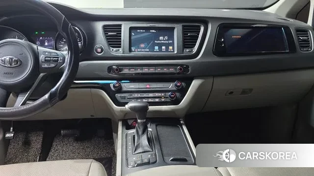 Kia All New Carnival id 3480376 из Кореи 11