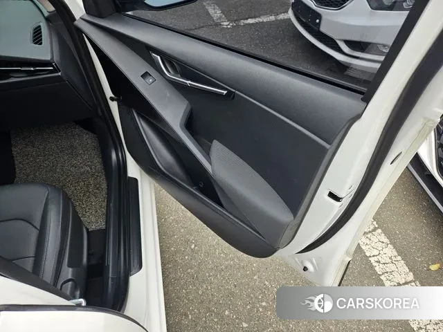 Kia Di Ol Nu Niro id 3476640 из Кореи 11