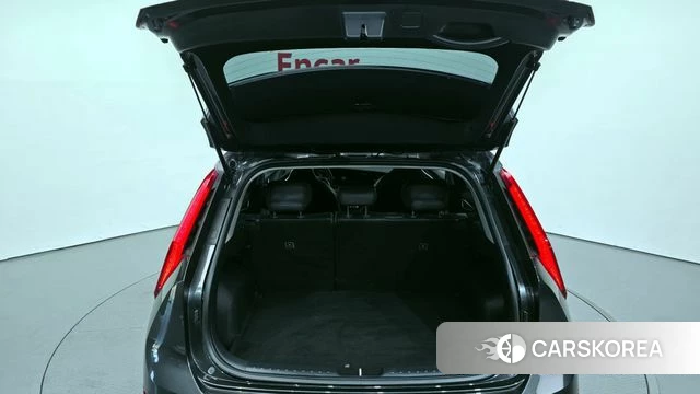 Kia Di Ol Nu Niro id 4231397 из Кореи 11