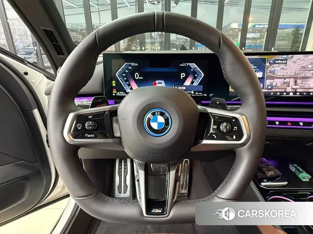 BMW 5 Series (G60) id 3543988 из Кореи 11