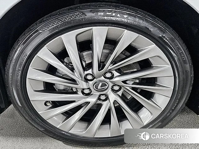 Lexus ES300h 7th generation id 2939786 из Кореи 11