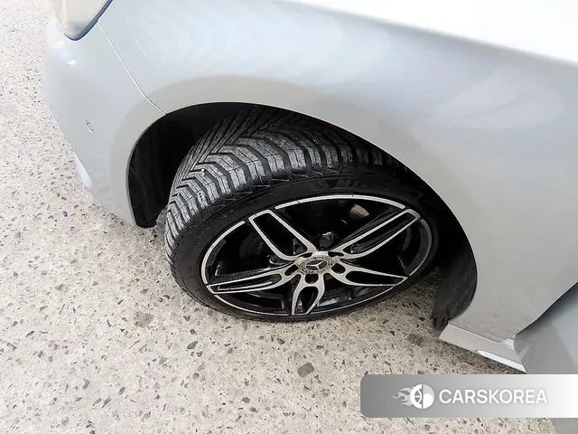 Mercedes-Benz A-Class W176 id 3641819 из Кореи 11