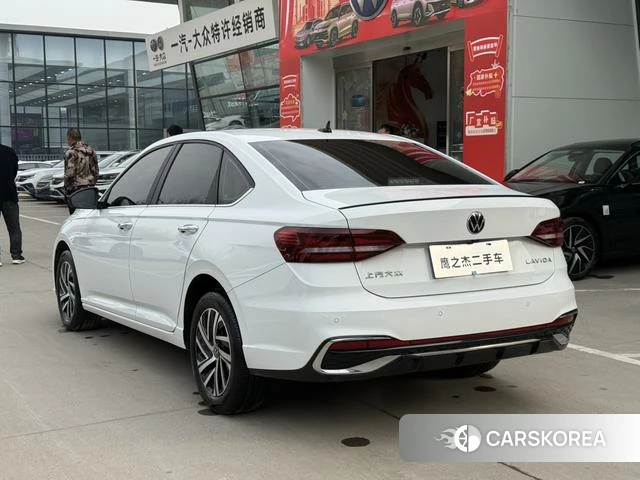 Volkswagen Lavida id 4260056 из Китая 11
