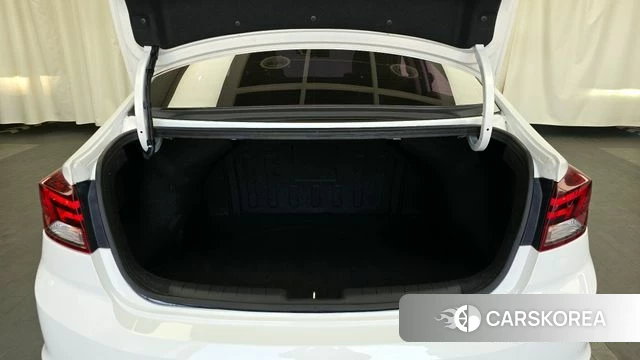 Hyundai The New Avante AD id 3955461 из Кореи 11