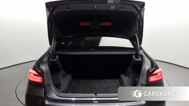 BMW 5 Series (G30) id 3012755 из Кореи 11