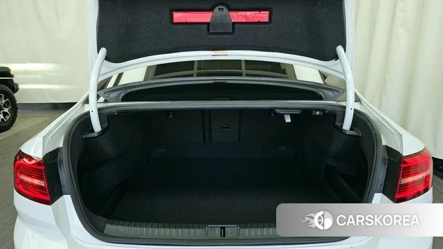 Volkswagen Passat GT (B8) id 3942841 из Кореи 11