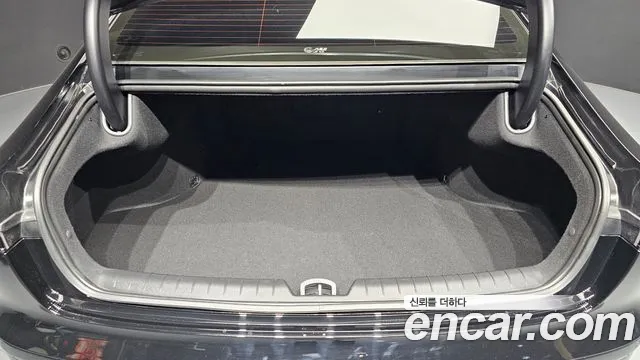 Hyundai Grandeur (GN7) id 2505657 из Кореи 11