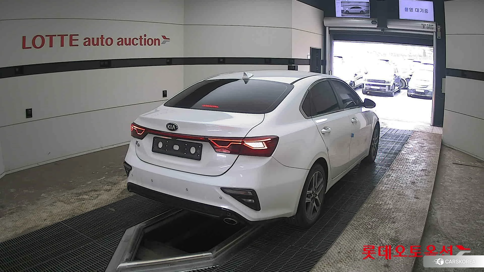 Kia K3 id 3888389 из Кореи 11