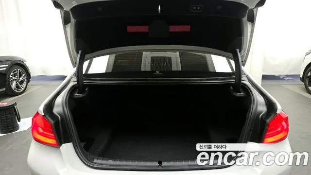 BMW 5 Series (G30) id 2585262 из Кореи 11