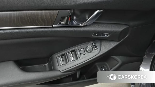 Honda Accord 10th Generation id 4520013 из Кореи 11