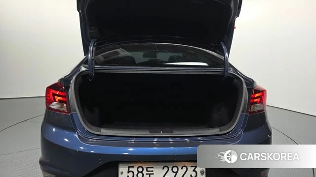 Hyundai The New Avante AD id 3873620 из Кореи 11