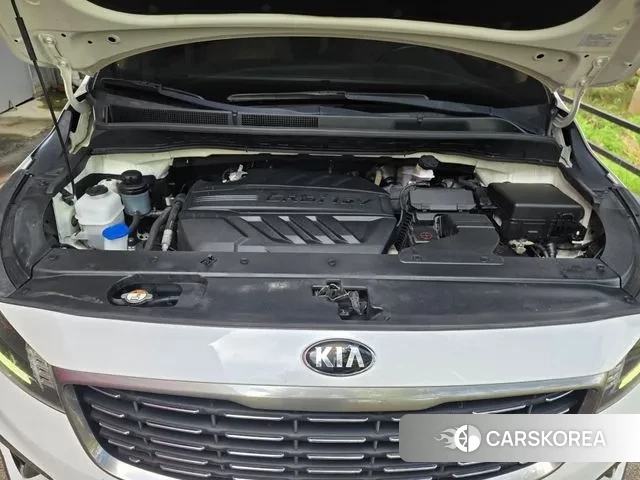 Kia The New Carnival id 3253581 из Кореи 11