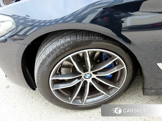 BMW 5 Series (G30) id 4454848 из Кореи 11