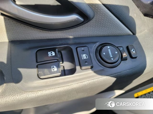 Hyundai The New Grand Starex id 4255183 из Кореи 11