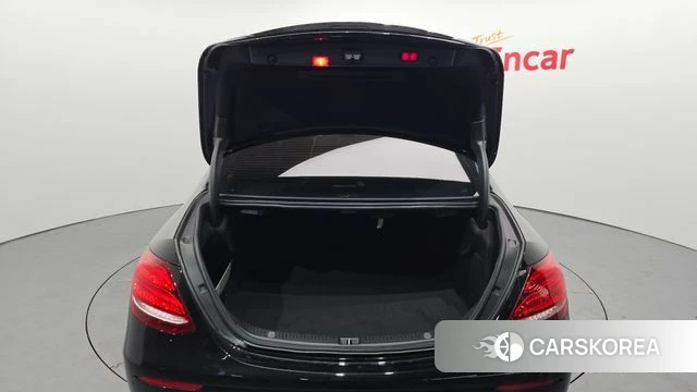 Mercedes-Benz E-Class W213 id 3879709 из Кореи 11