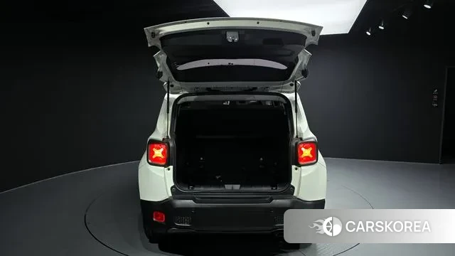 Jeep Renegade id 3226503 из Кореи 11