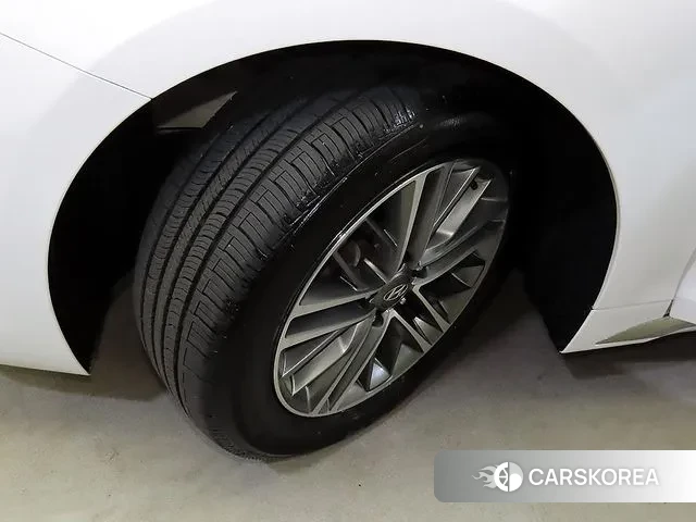 Hyundai Grandeur IG id 3265402 из Кореи 11