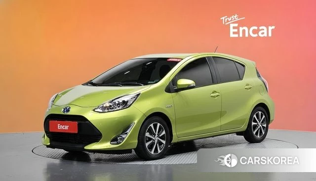 Toyota Prius C id 4633184 из Кореи 11