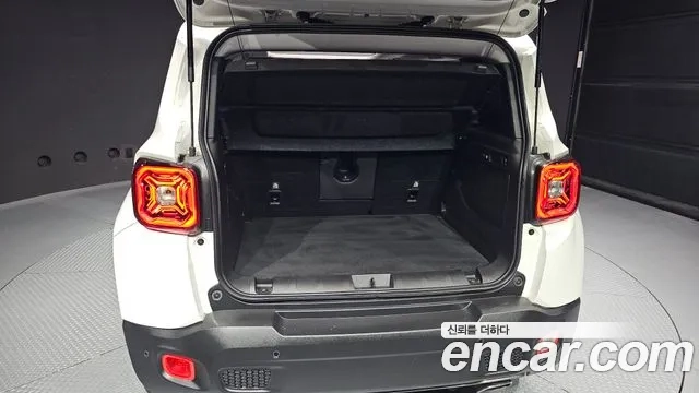 Jeep Renegade id 2874876 из Кореи 11