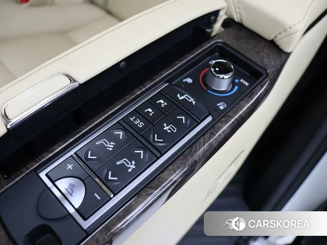 Toyota Elfa id 4299816 из Китая 11