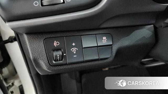 Kia Stonic id 4397508 из Кореи 11