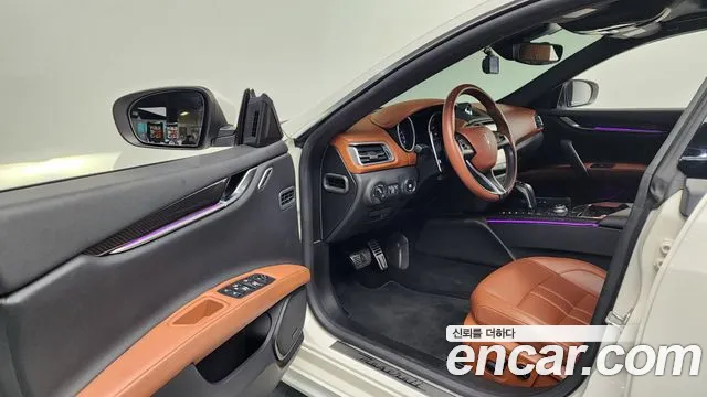 Maserati Ghibli id 2681110 из Кореи 11