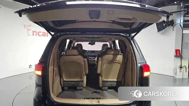 Kia All New Carnival id 3024620 из Кореи 11