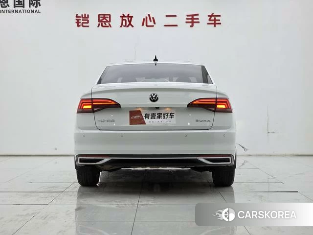 Volkswagen Bora id 4271073 из Китая 11