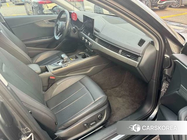 Audi A4L id 4272812 из Китая 11