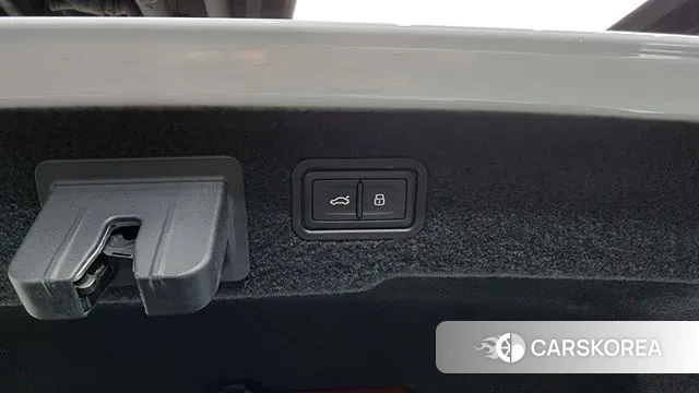 Audi A8 (D5) id 3686903 из Кореи 11