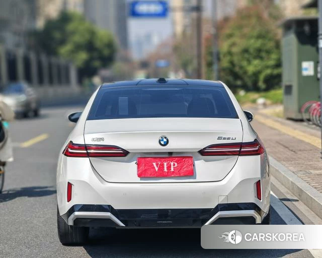 BMW 5 series id 4271597 из Китая 11