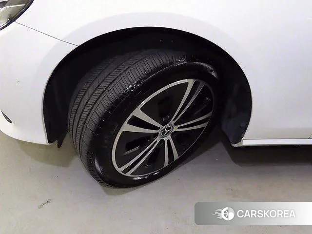 Mercedes-Benz E-Class W213 id 3044903 из Кореи 11